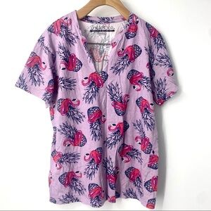 Libertador NY flamingo pineapple split neck tee shirt L